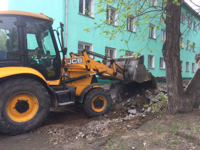 Демонтаж отмоски и вывоз строительного мусора в Ужуре